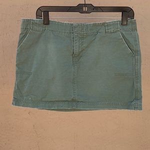American Eagle Outfitters green khaki skirt